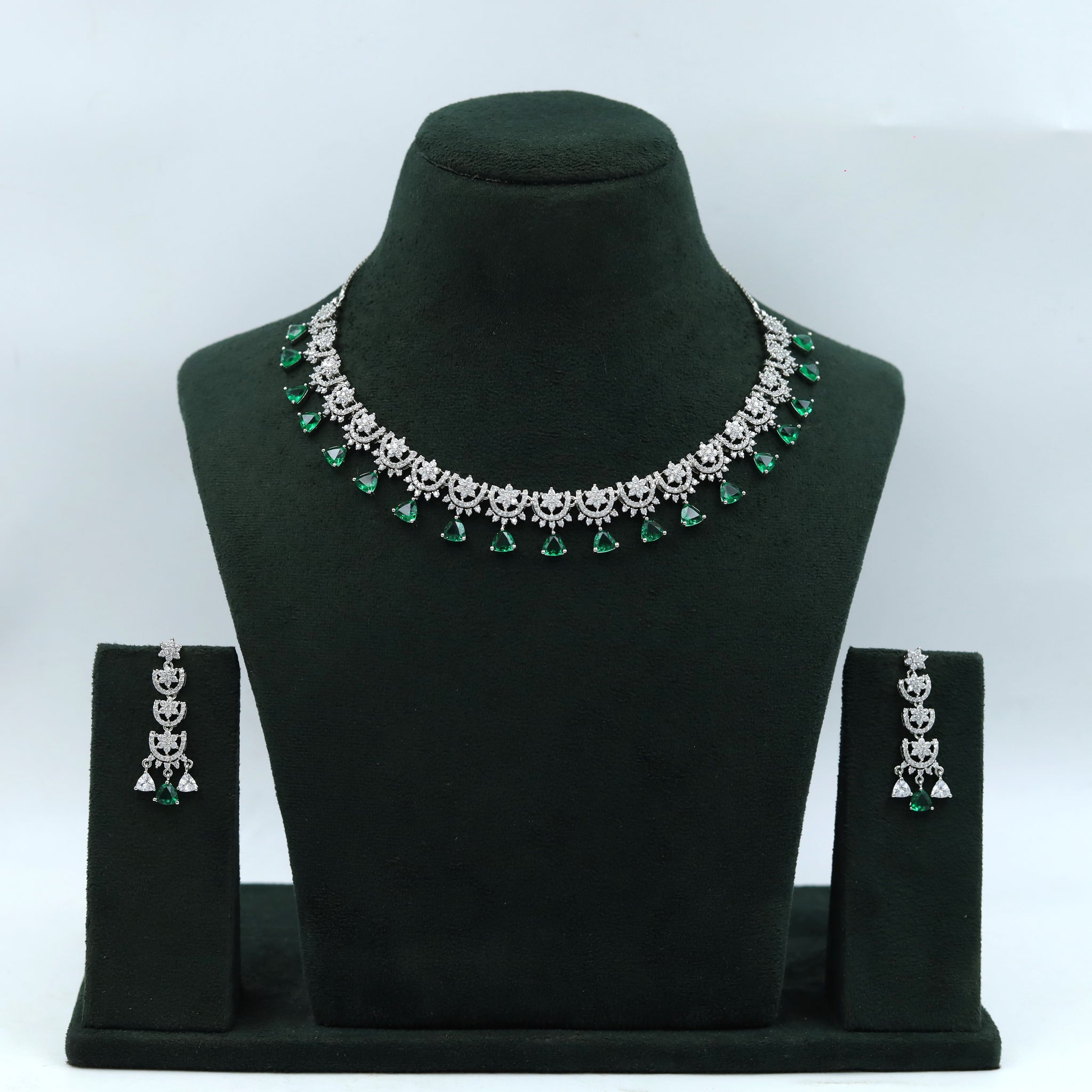 Round Neck Zircon/AD Necklace Set 6208-08