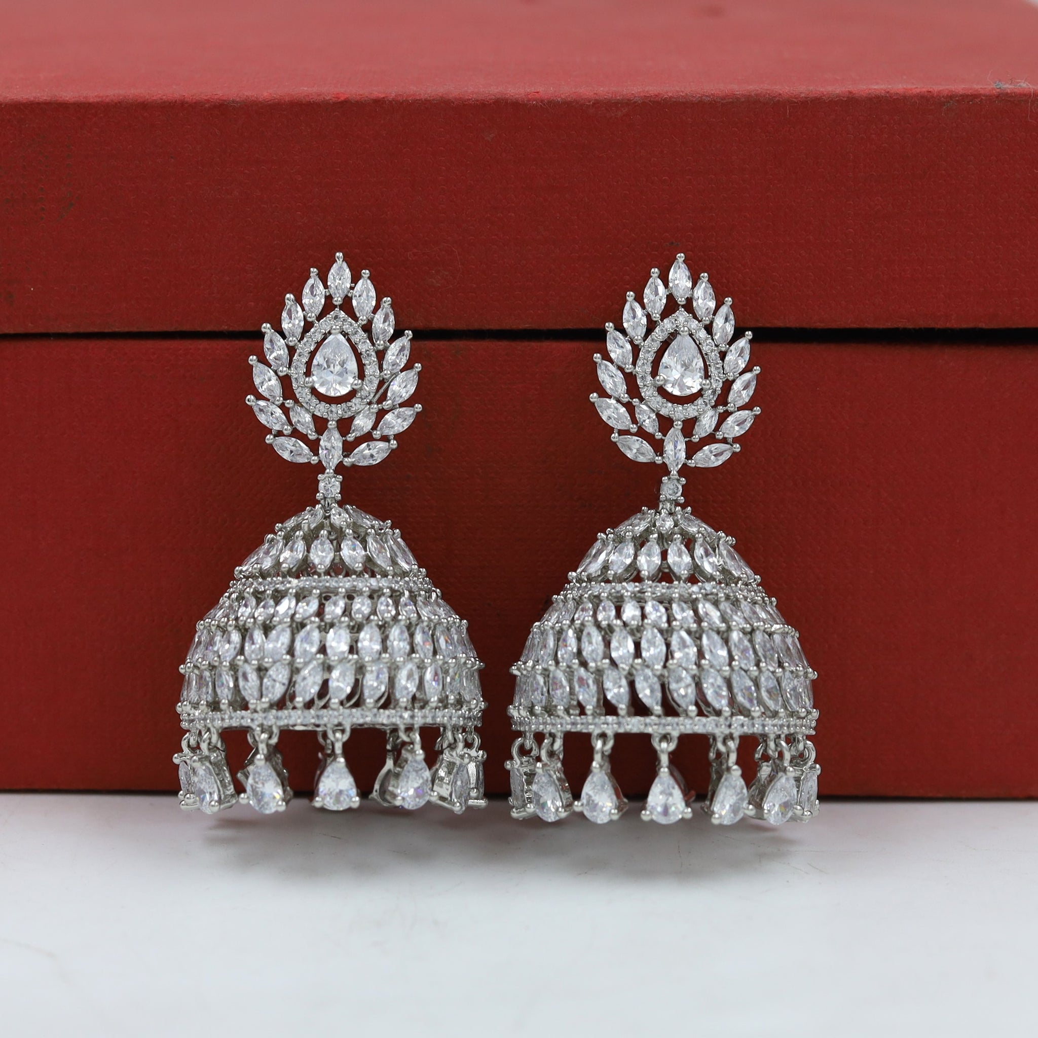 White Zircon/AD Earring 13890-0979
