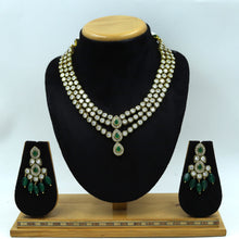 Round Neck Polki Necklace Set 15963-21
