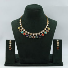 Round Neck Kundan Necklace Set 16961-68