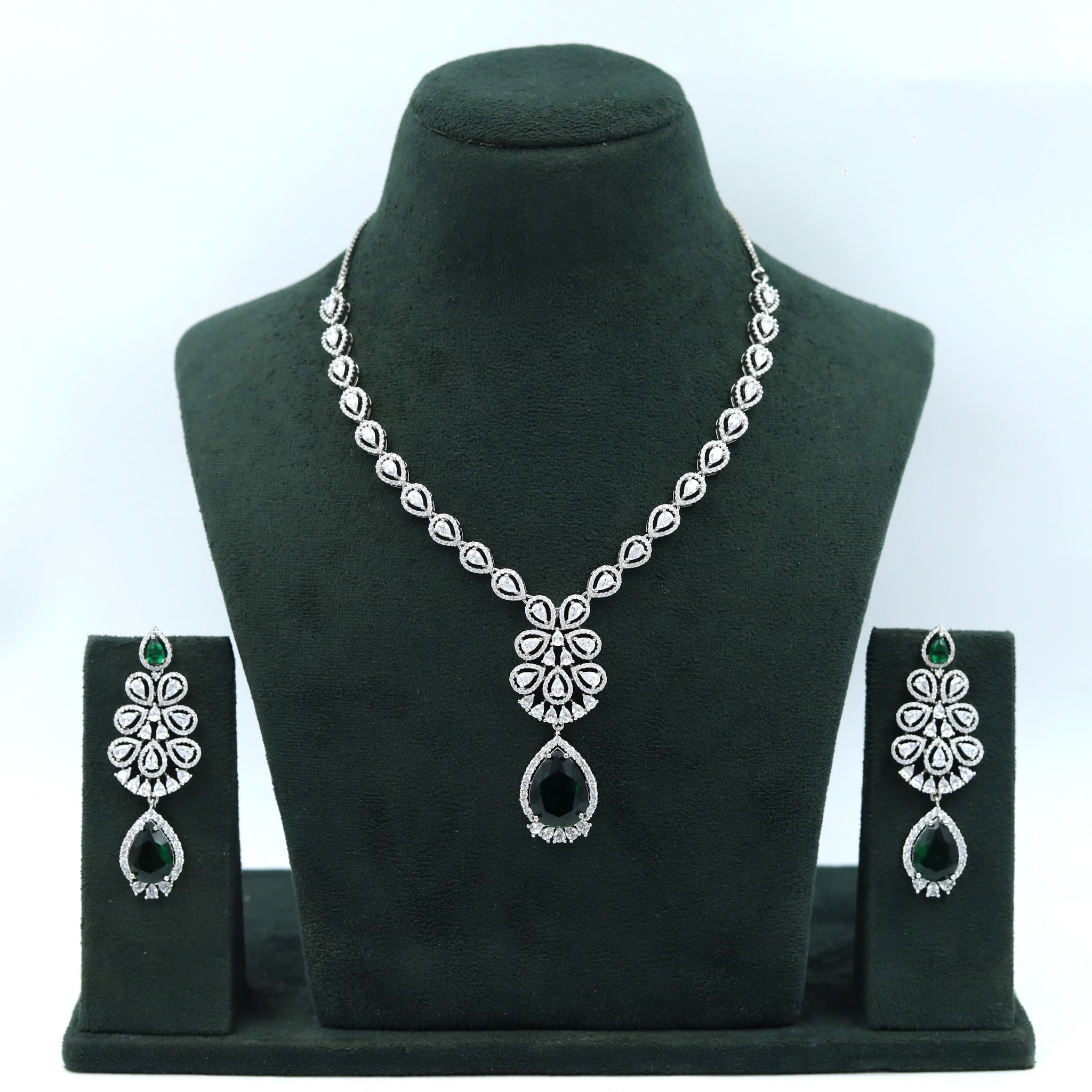 Round Neck Zircon/AD Necklace Set 16951-31