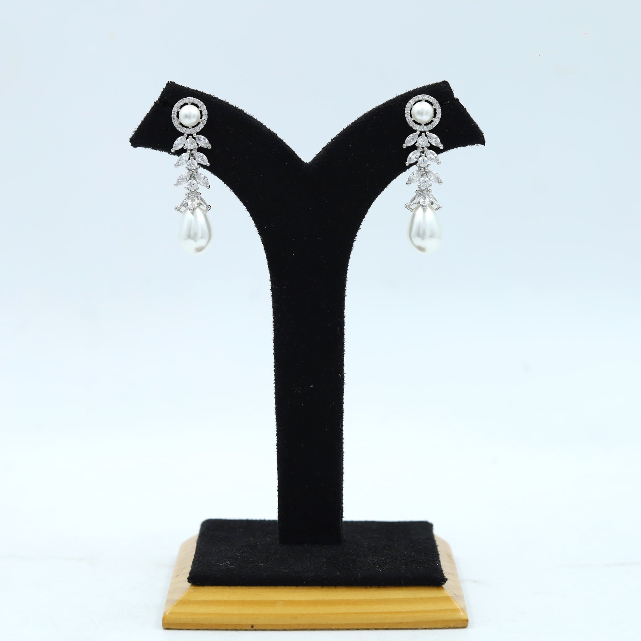Round Neck Zircon/AD Necklace Set 16955-31