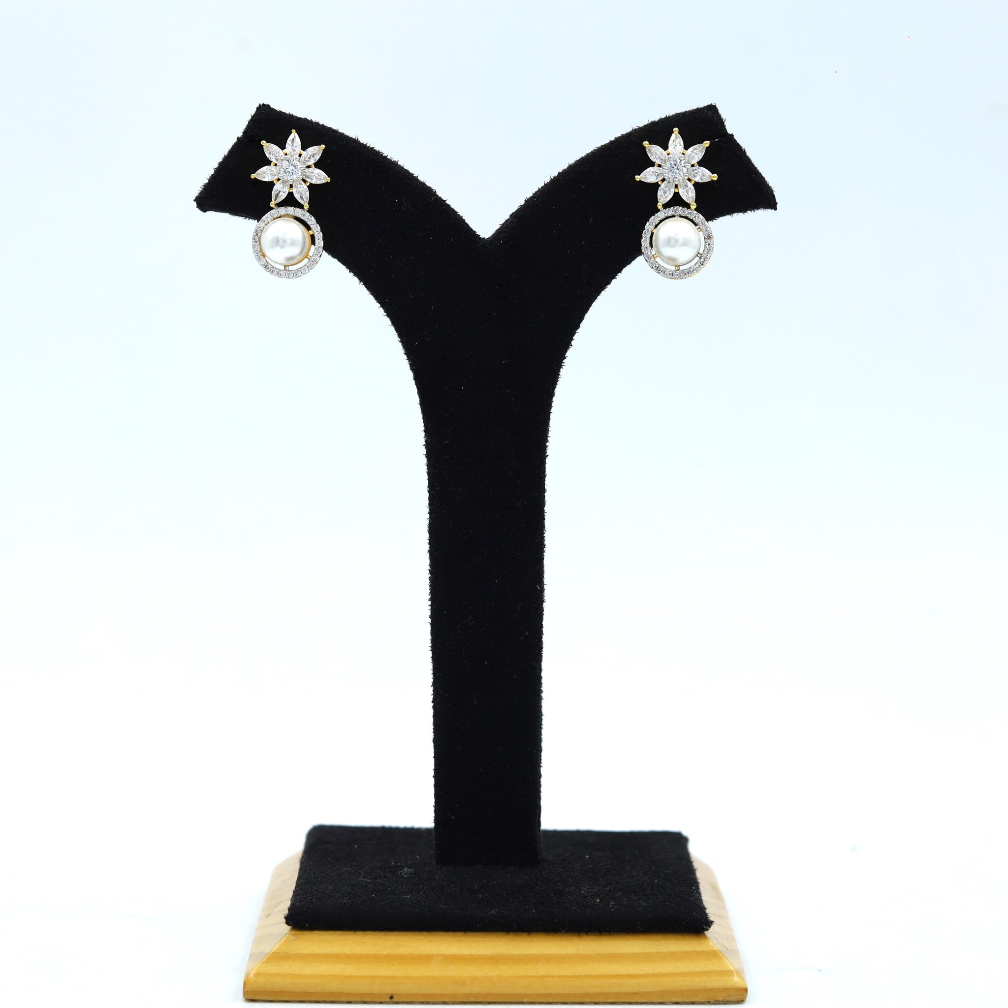 Round Neck Zircon/AD Necklace Set 16956-31