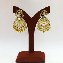 Round Neck Antique Necklace Set 19284-28