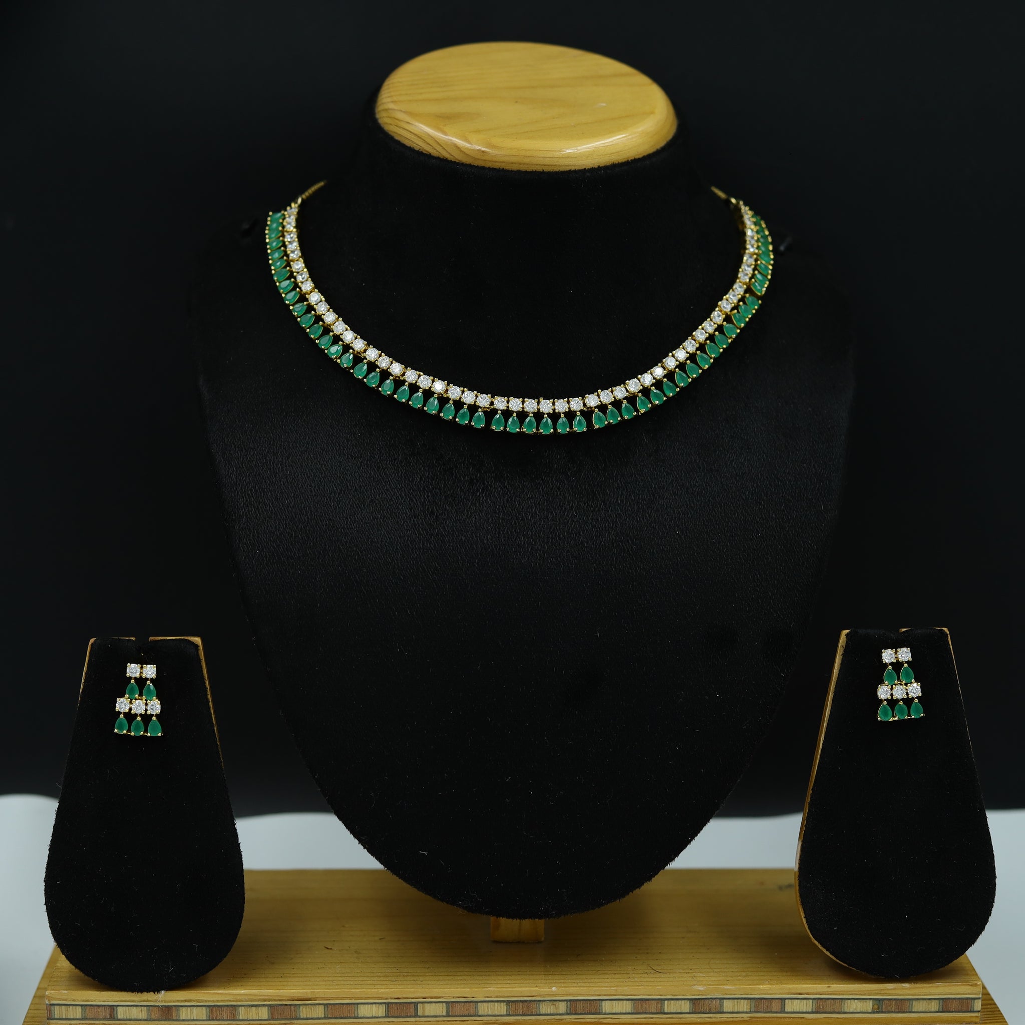 Round Neck Zircon/AD Necklace Set 11463