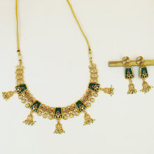 Round Neck Antique Necklace Set 19723-31