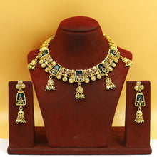 Round Neck Antique Necklace Set 19723-31