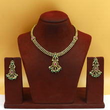 Round Neck Antique Necklace Set 19310-28