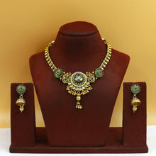 Round Neck Antique Necklace Set 19724-31