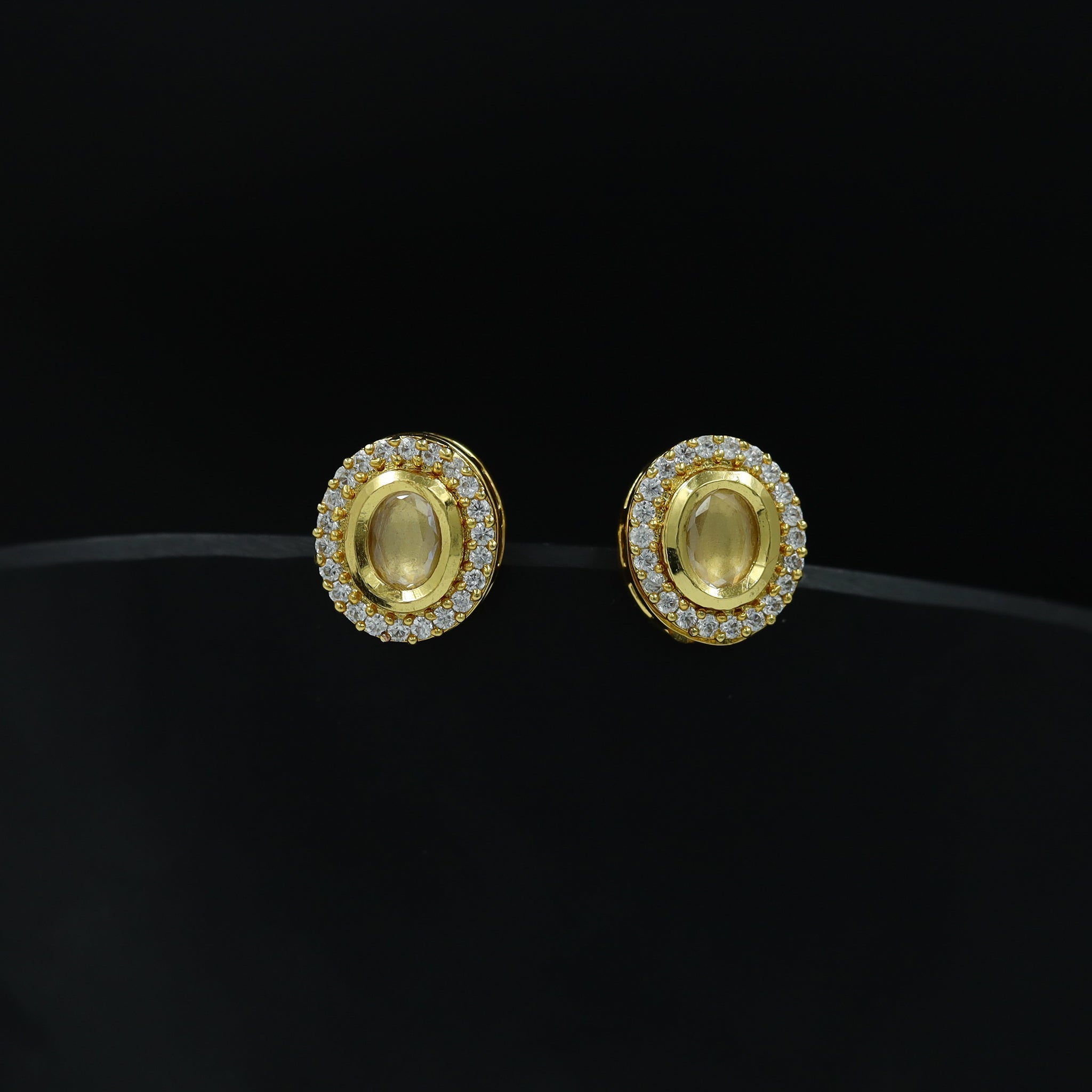 Tops/Studs Kundan Earring 11433