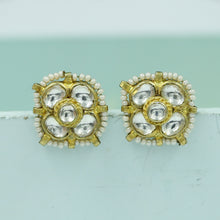 Tops/Studs Kundan Earring 11429