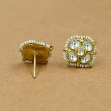 Tops/Studs Kundan Earring 11429
