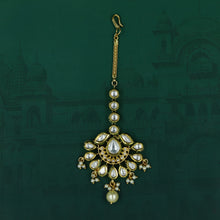 Kundan Maang Tikka 10341-28