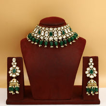 Green Kundan Choker Set 13964-1055