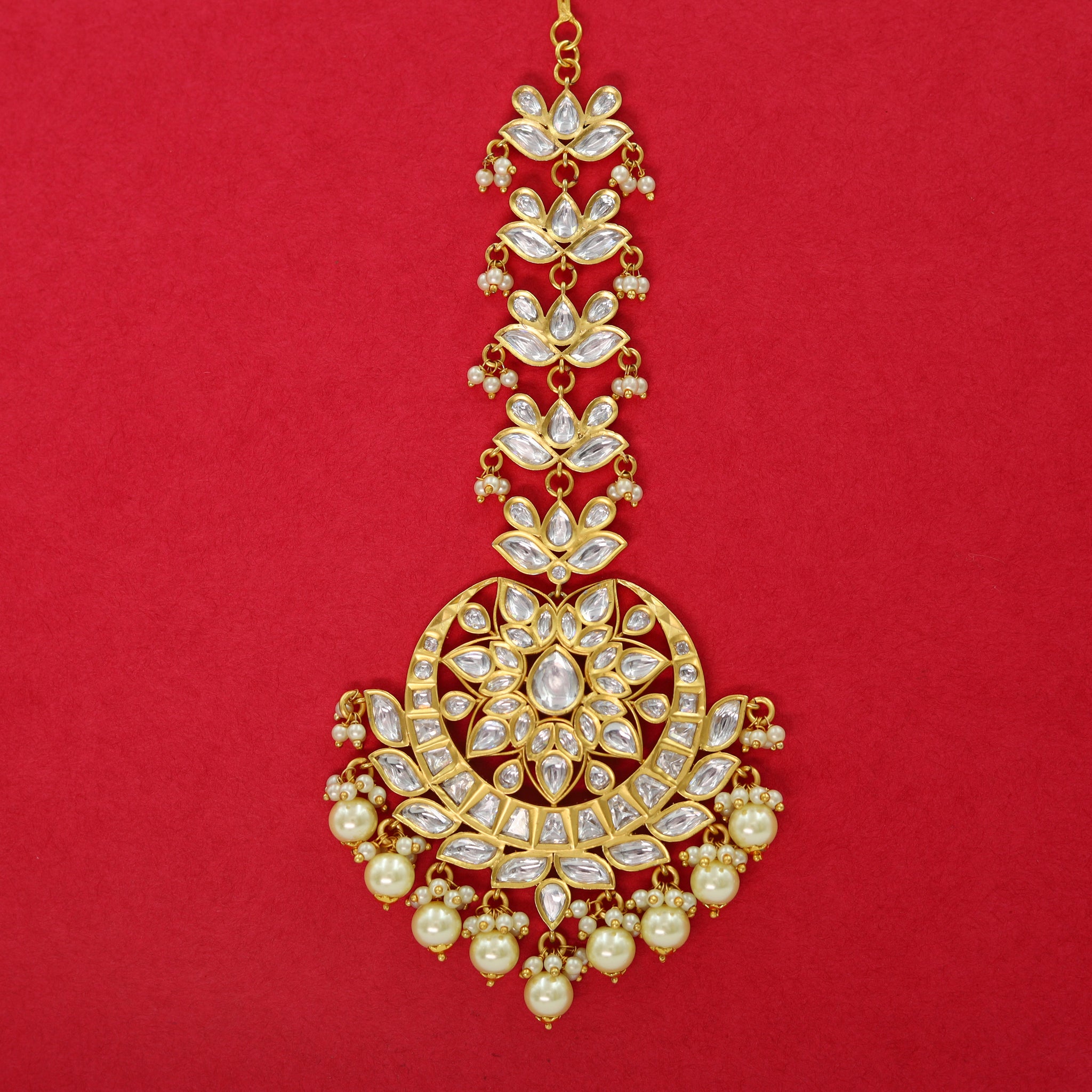 Gold Finish Bridal Kundan Maang Tikka With Pearls 16268-3415