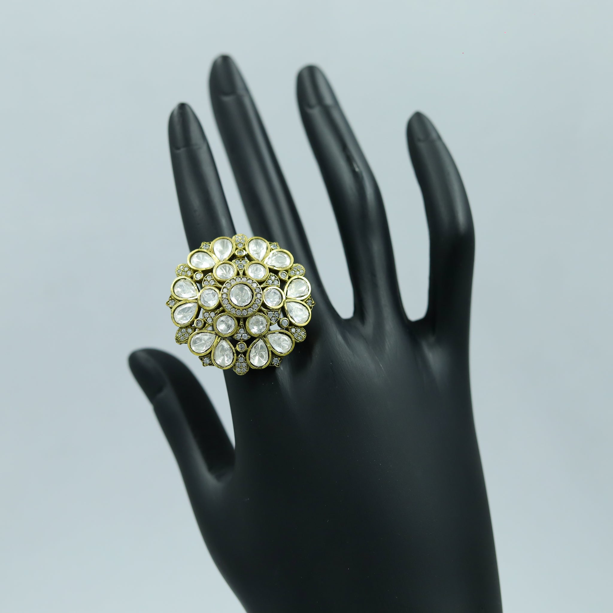 Kundan Ring 12835-68