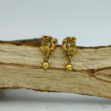 Tops/Studs Antique Earring 12348-28