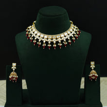Round Neck Kundan Necklace Set 12942-31