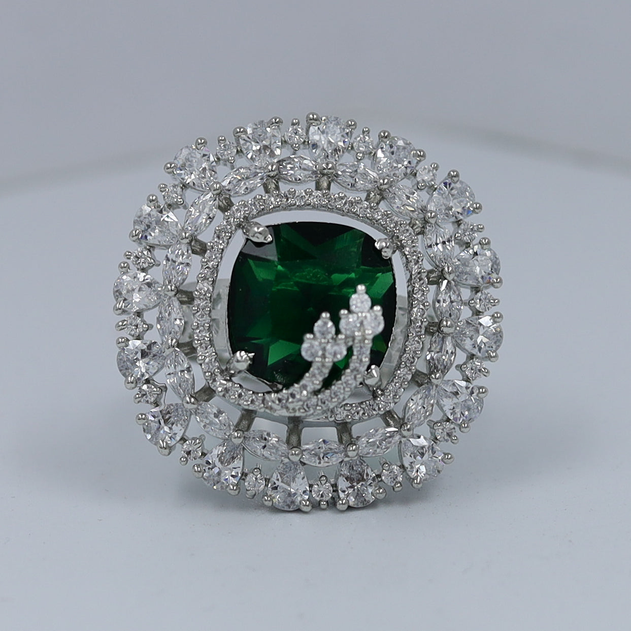 Zircon/AD Ring 10860-69