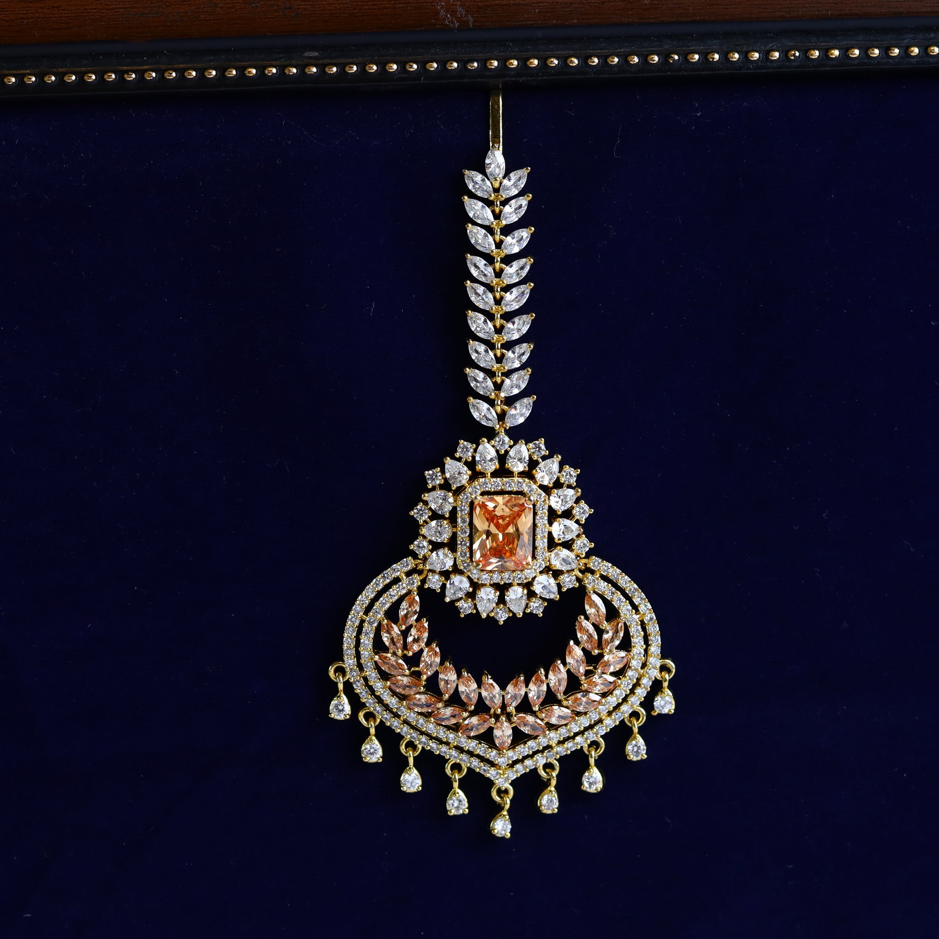 Buy Zircon AD Maang Tikka 14176 100 Online 7693748011061 Dazzles Jewellery
