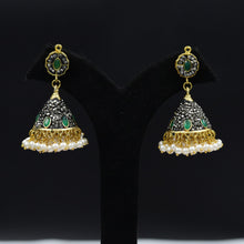 Green Jadau Earring 8213-2053