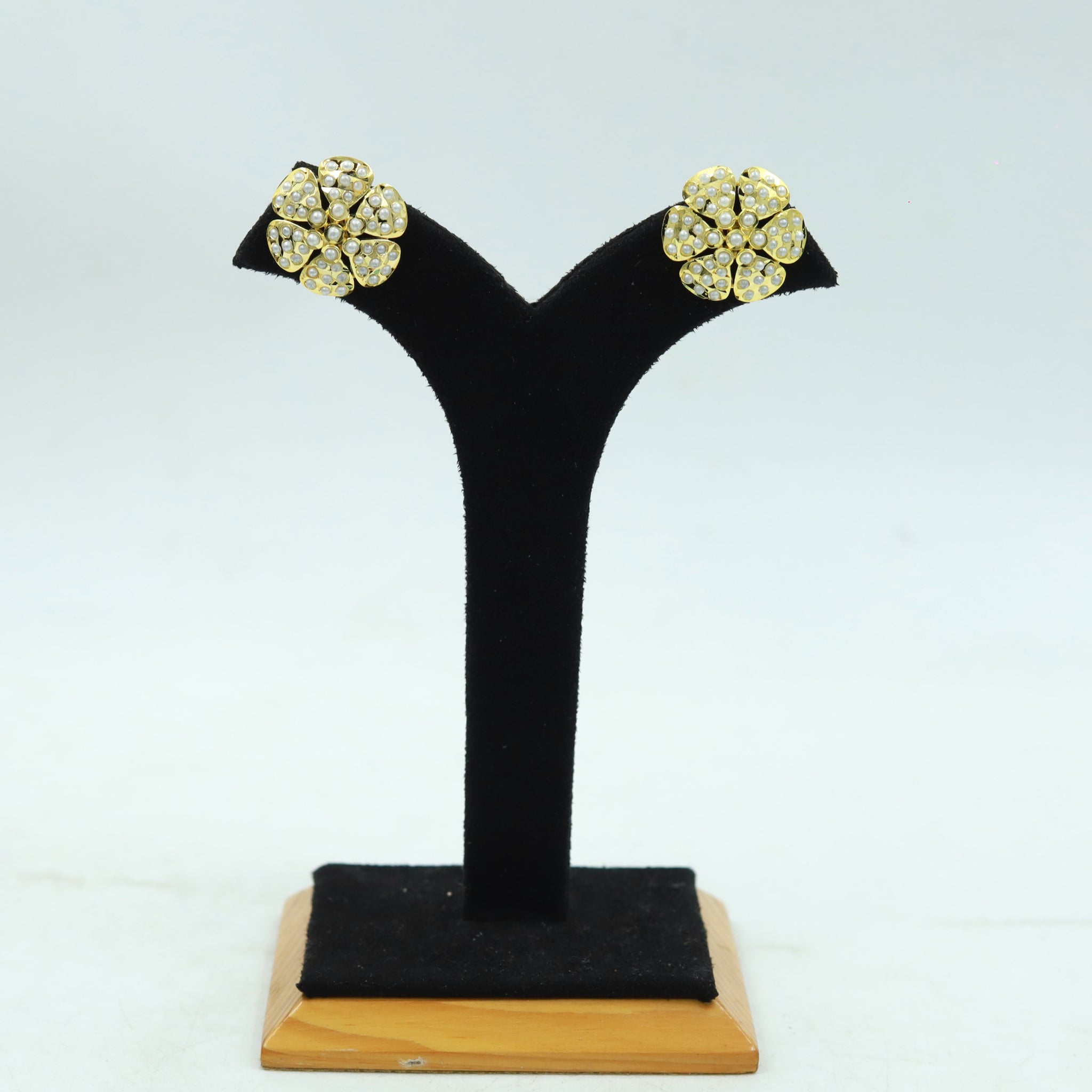Tops/Studs Jadau Earring 16979-48