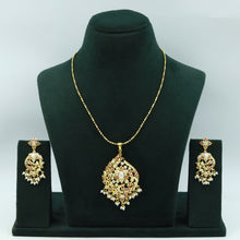Traditional Jadau Pendant Set 17010-48