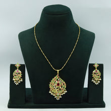 Traditional Jadau Pendant Set 17010-48
