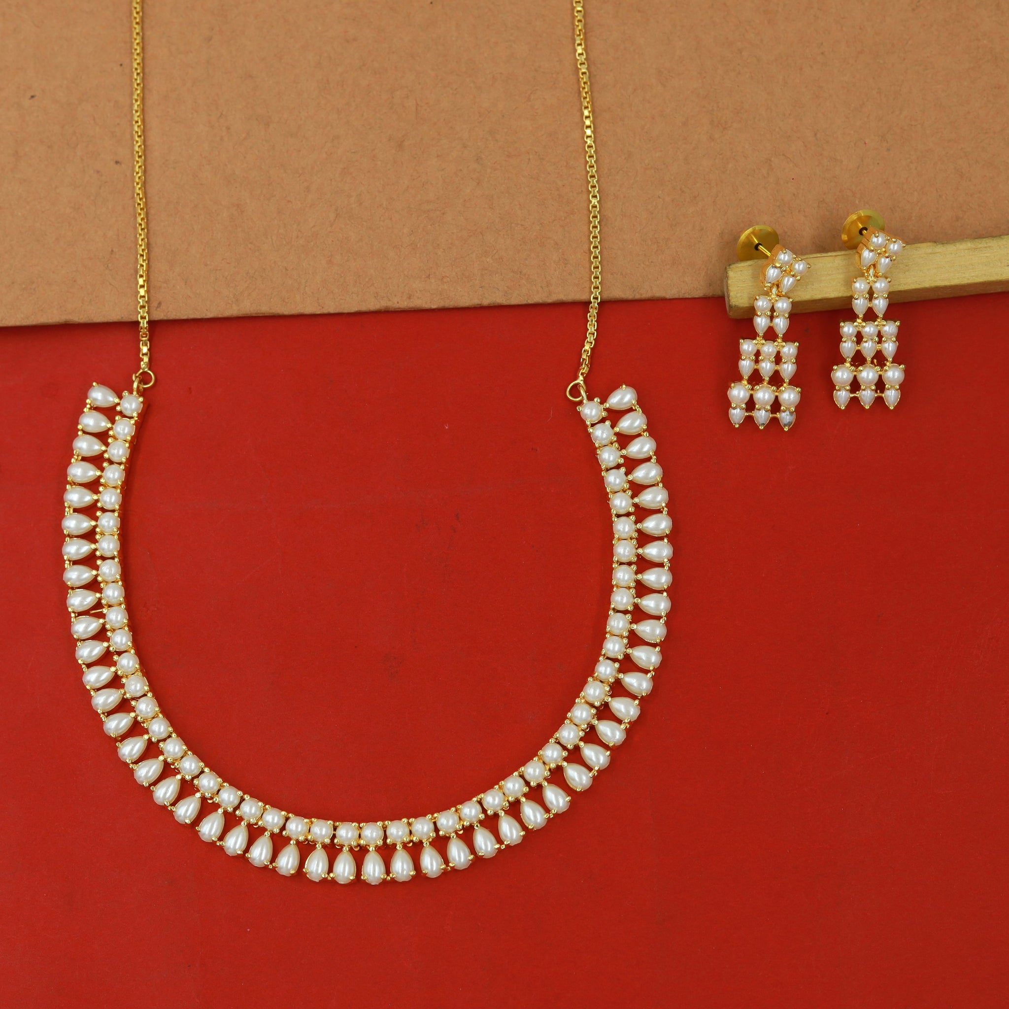 Round Neck Jadau Necklace Set 17007-48