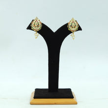 Traditional Jadau Pendant Set 17000-48