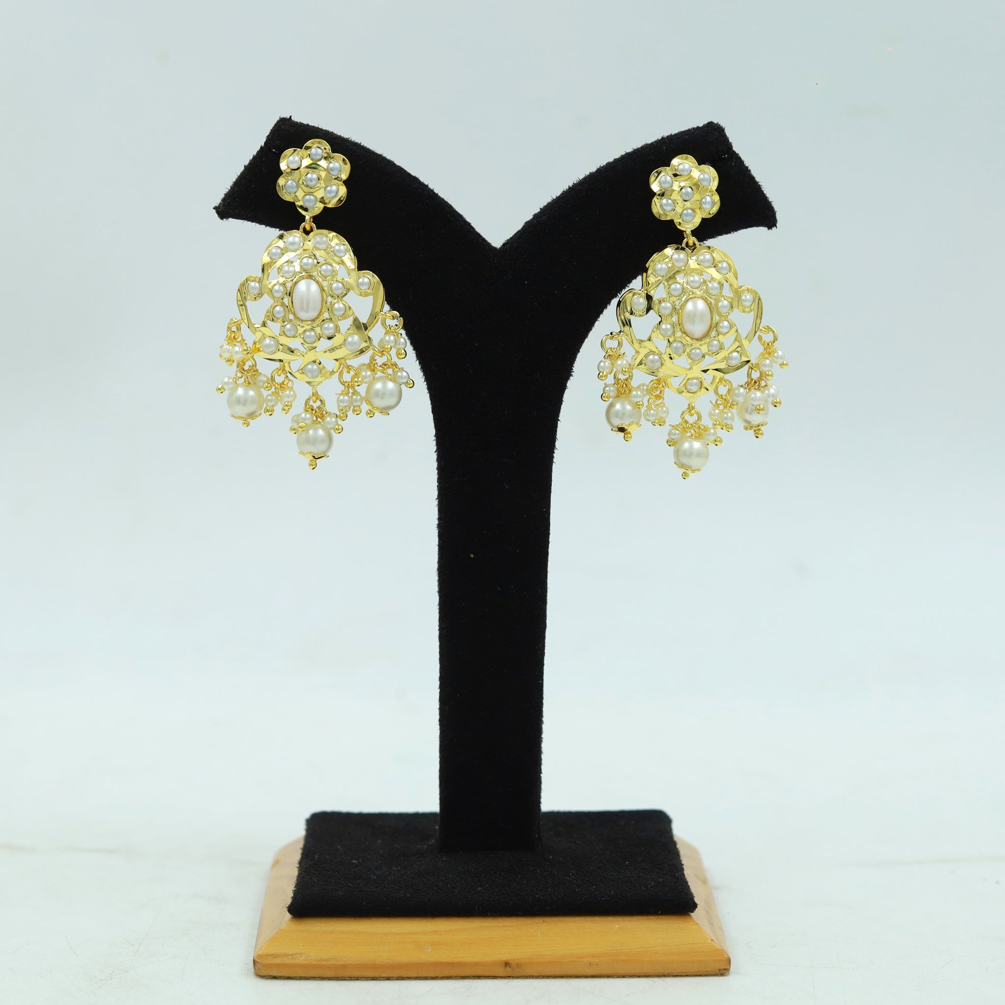 Traditional Jadau Pendant Set 17012-48
