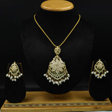 Medium Jadau Pendant Set 8396-73