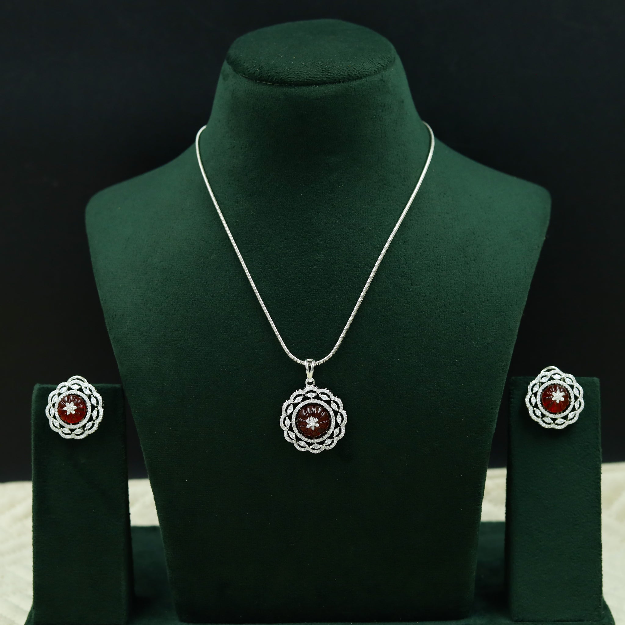 Medium Zircon/AD Pendant Set 12921-31