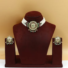 Choker Jadau Necklace Set 19927-65