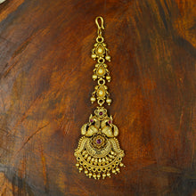 Antique Gold Finish Maang Tikka 12423-28