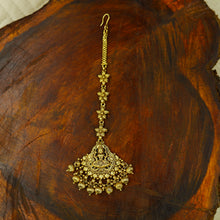 Antique Gold Finish Maang Tikka 10334-28