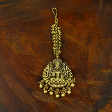 Antique Gold Finish Maang Tikka 12430-28