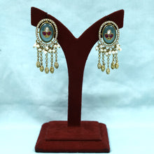 Round Neck Antique Necklace Set 19915-31