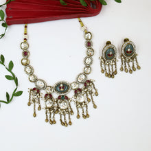 Round Neck Antique Necklace Set 19915-31