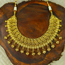 Round Neck Antique Necklace Set 12084-28
