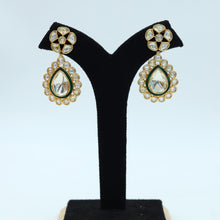 Danglers Kundan Earring 7550-34