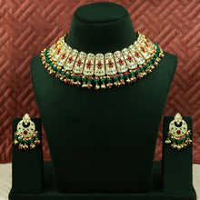 Round Neck Kundan Necklace Set 12174-28