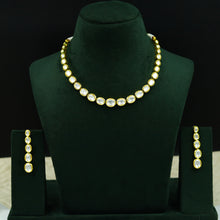 Round Neck Kundan Necklace Set 12190-28
