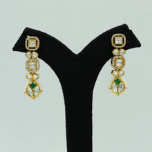 Round Neck Kundan Necklace Set 12171-28