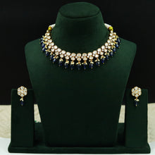 Round Neck Kundan Necklace Set 12212-28