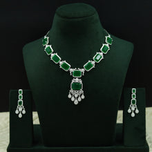 Round Neck Zircon/AD Necklace Set 12543-28