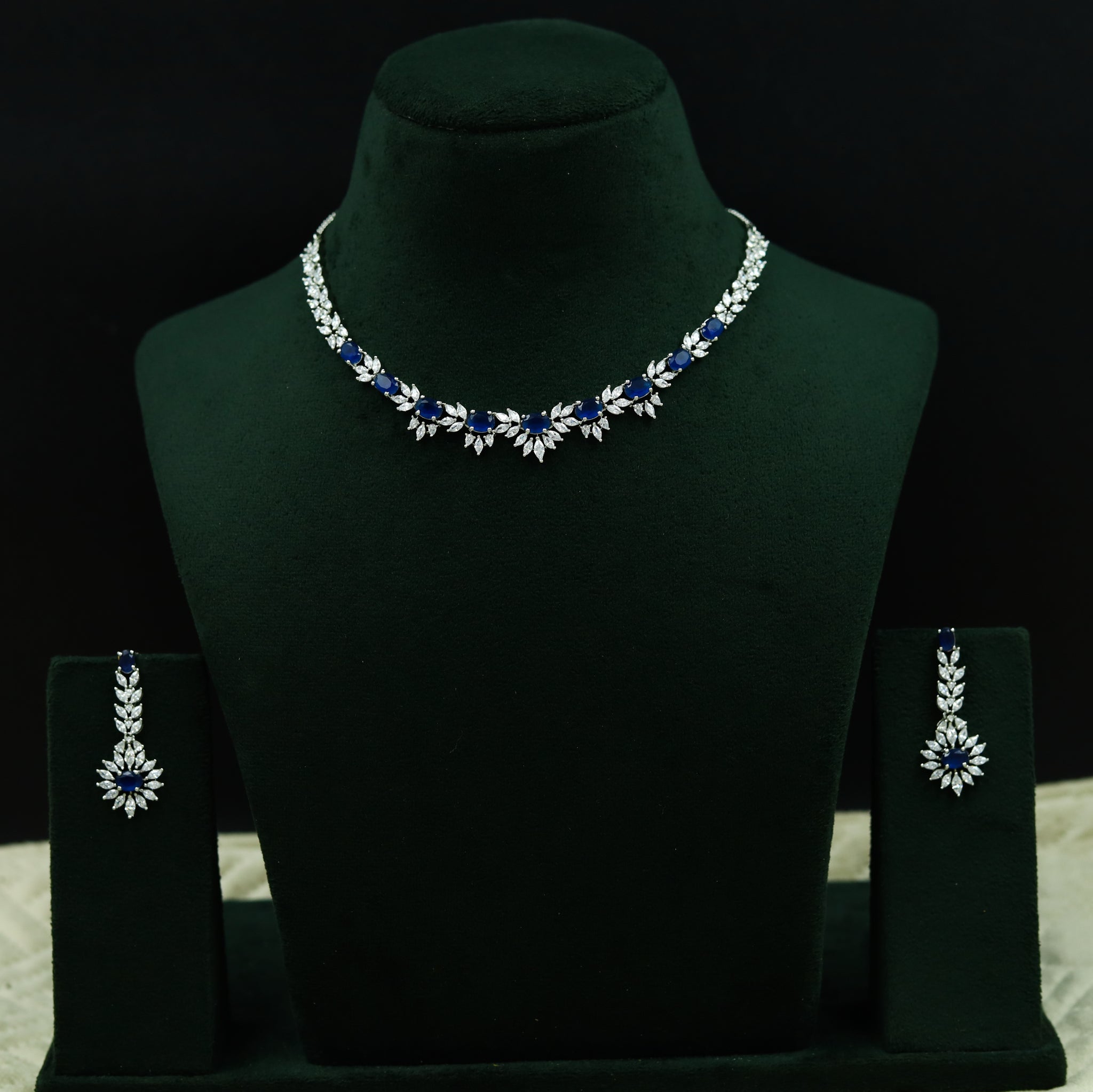 Round Neck Zircon/AD Necklace Set 12764-68