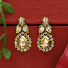 Light Earring Polki Earring 14955-21