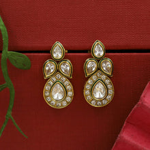 Stylish Light Weight Polki Earring 17696-21