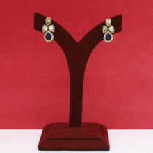 Stylish Light Weight Polki Earring 17695-21
